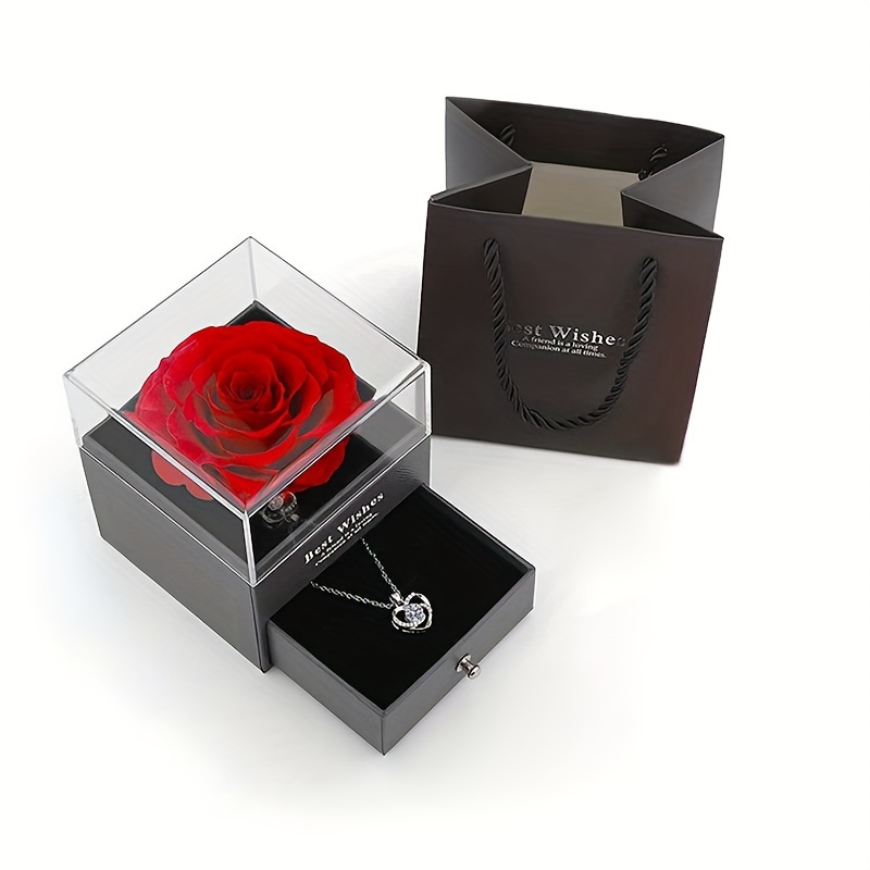 Elegante collana da donna con zirconi intarsiati a forma di…