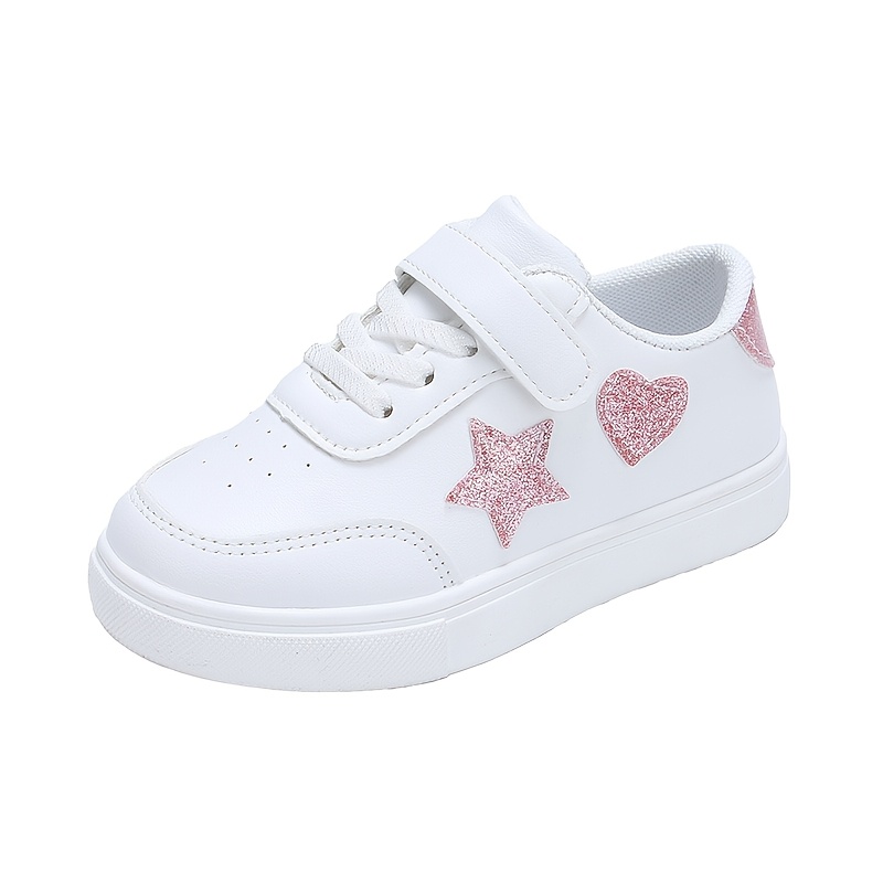 Sneakers sportive primavera estate, design a cuore e stella…
