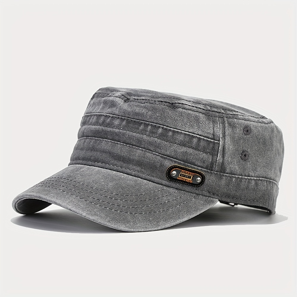 Cappellino piatto con logo SPORT in stile retrò classico…