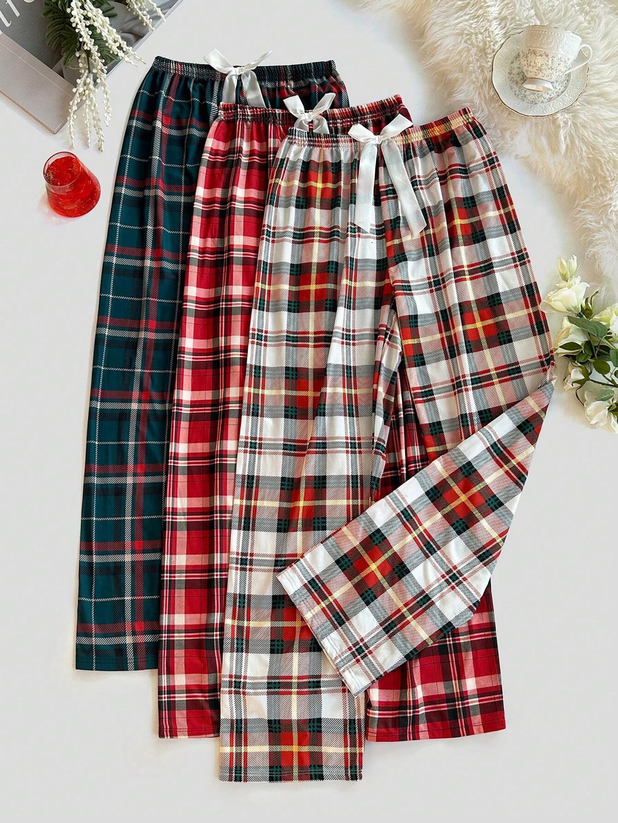 Pantaloni da notte da donna a tre pezzi con cintura e stampa a…